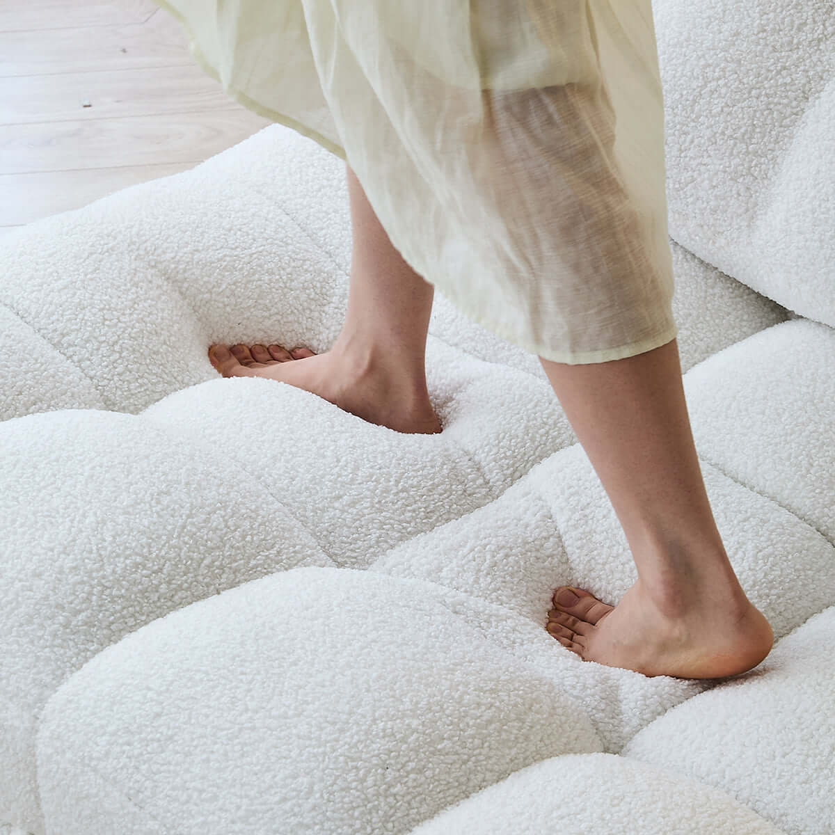 Cocochairs Teddy Fleece Lounge Sofa Bed – Cream White Pull-Out Sleeper for Small Spaces