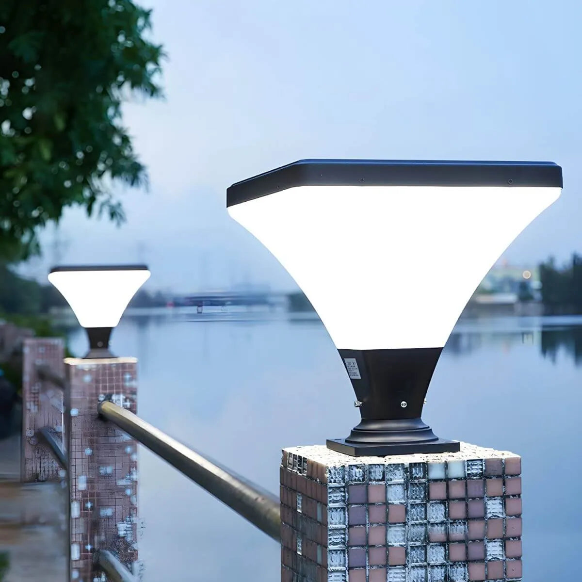 Flared Solar Post Lantern – Minimalist Metal Outdoor Table Lamp with Remote-Controlled Dual Light