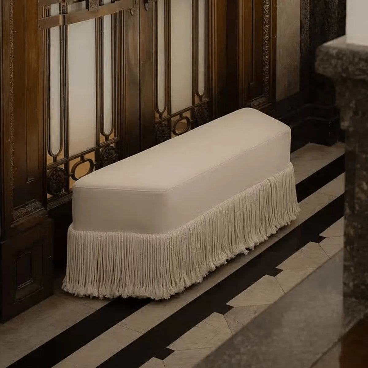 French-Inspired Tassel Velvet Bench for Bed End, Entryway, Dressing Room Main Product Image Hauptbild
