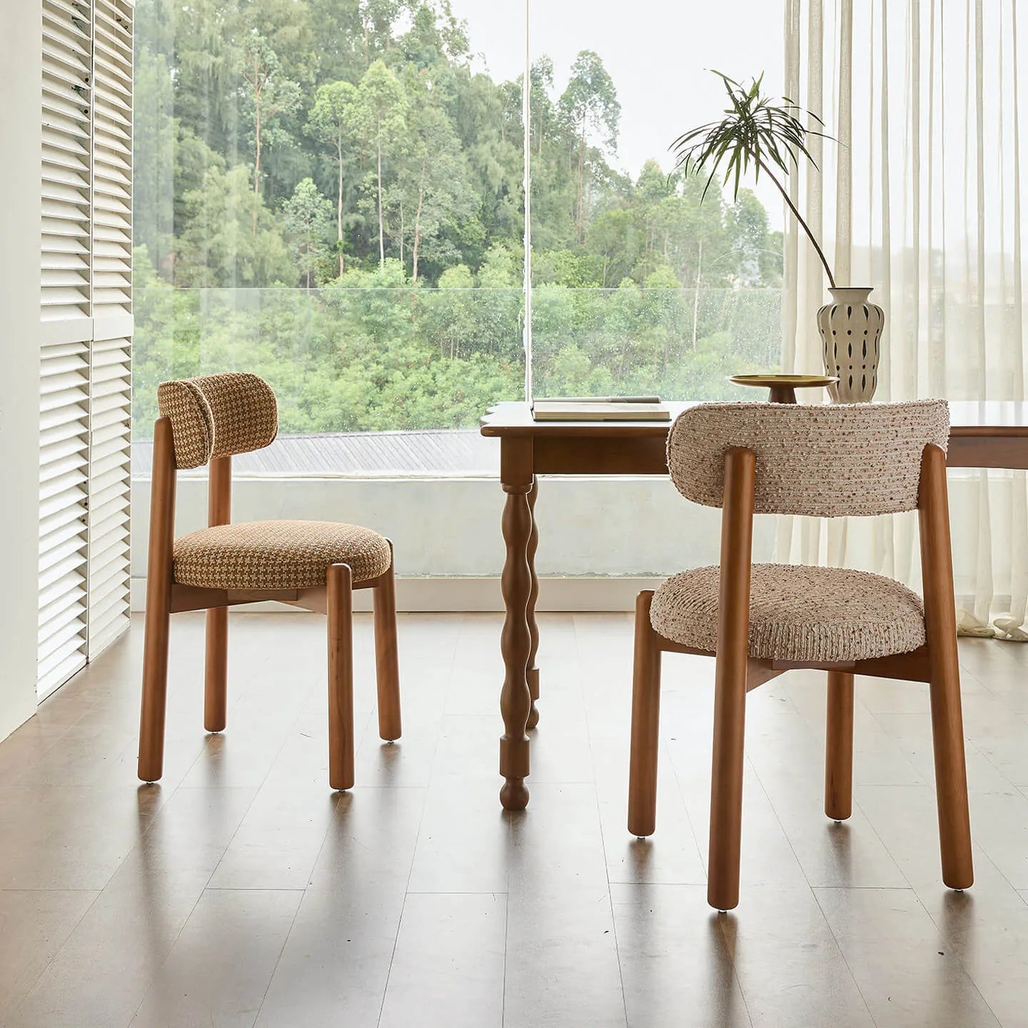French-Inspired Vintage Wood Dining Chair with Plush Velvet Seat and Tapered Drum Feet