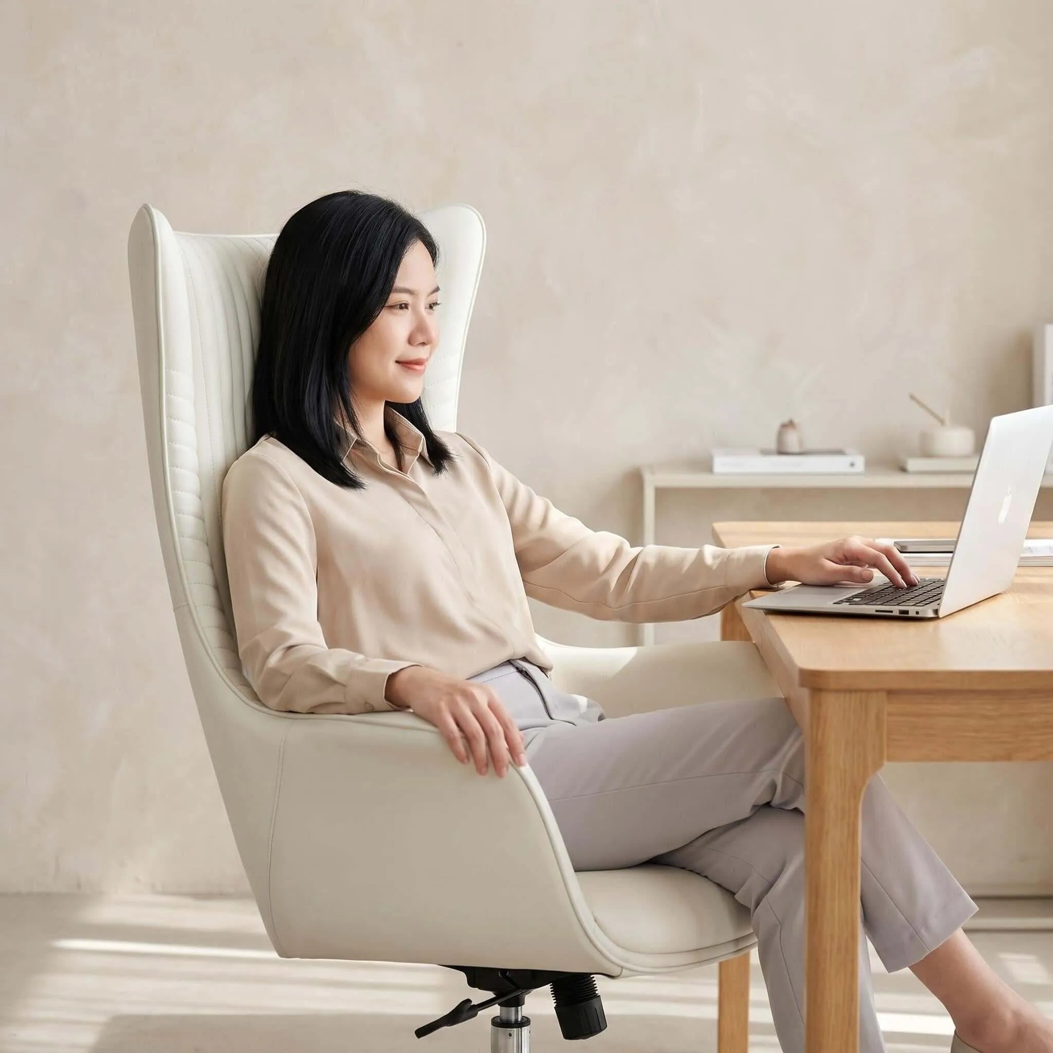 Grand High-Back Leather Office Chair with Ergonomic Support