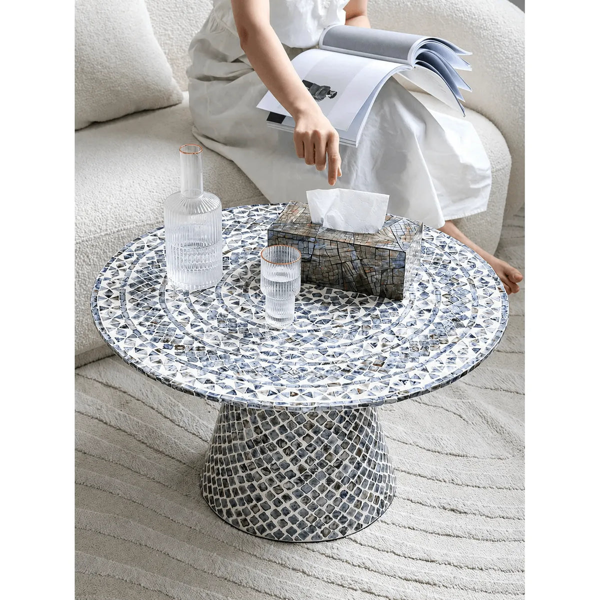 Handcrafted Mother of Pearl Coffee Table, Sculptural Pedestal Drum Accent Main Product Image Image principale du produit