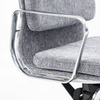 Italian Minimalist Office Chair With Textured Upholstery and 360 Swivel