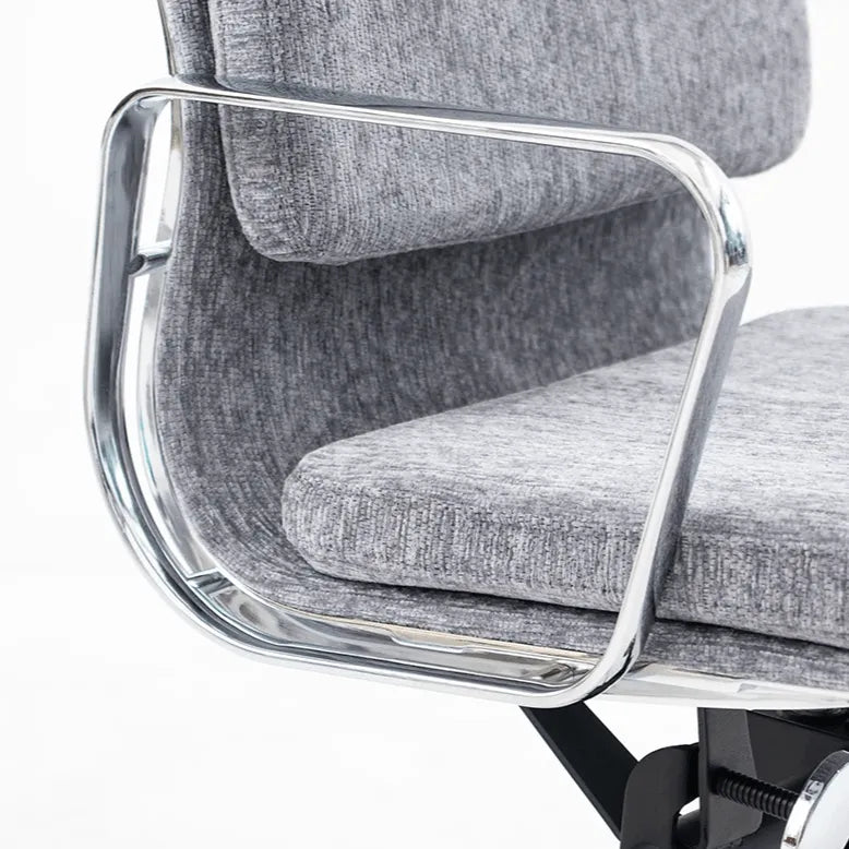 Italian Minimalist Office Chair With Textured Upholstery and 360 Swivel