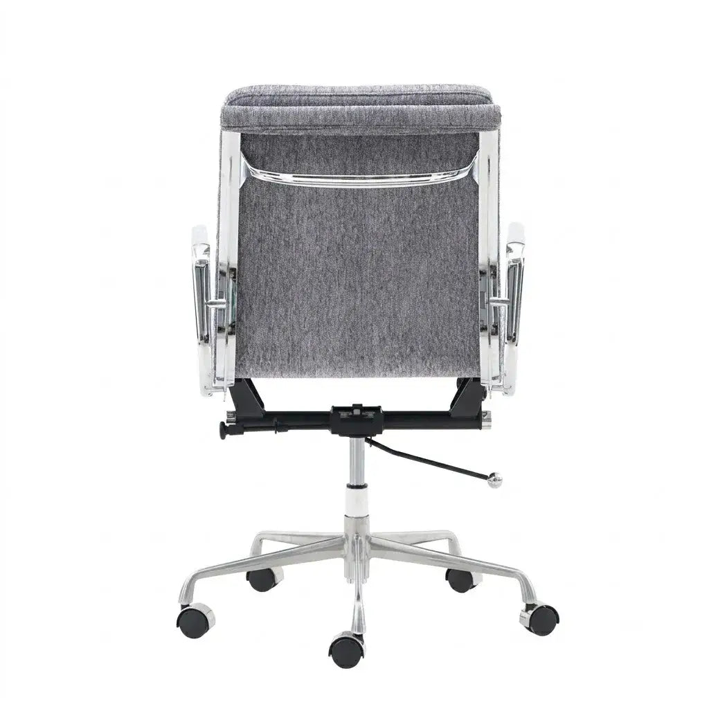 Italian Minimalist Office Chair With Textured Upholstery and 360 Swivel