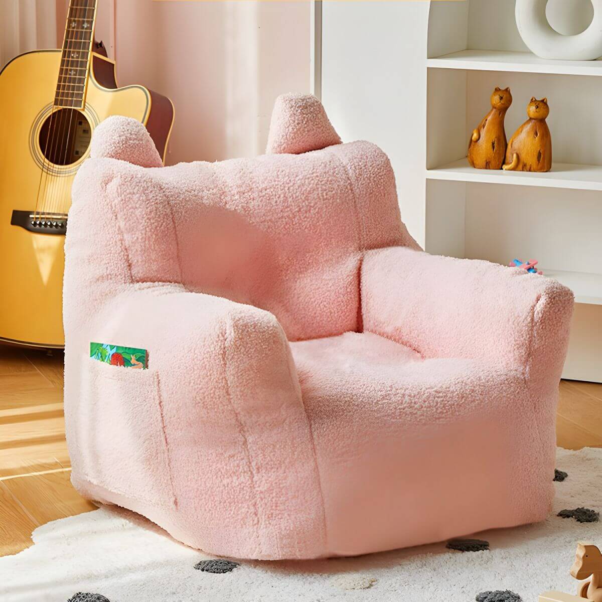 Kids Club Sofa in Soft Upholstered Faux Fur with Animal Theme Main Product Image Image principale du produit