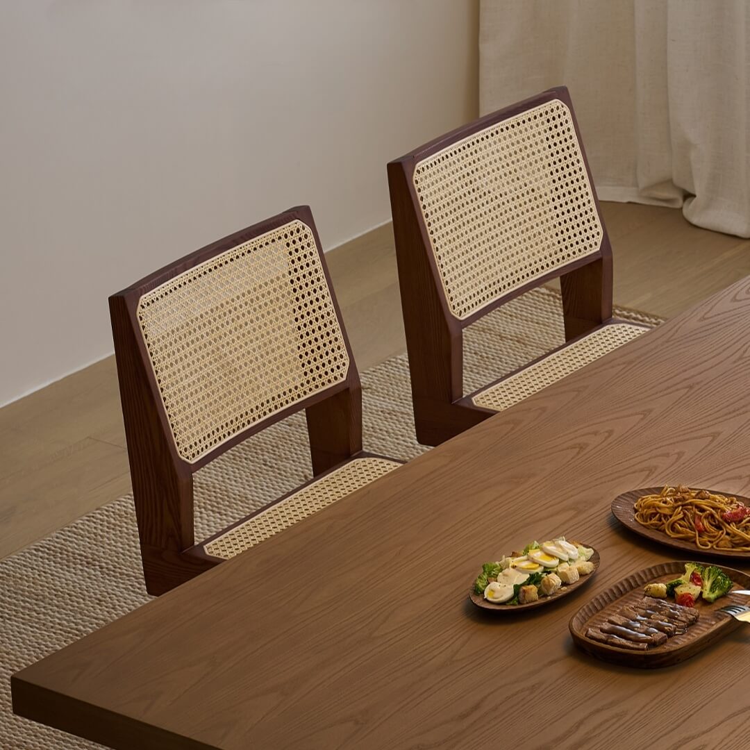 Mid-Century Modern Esstischstuhl mit natürlichem Rattansitz Zweitbild