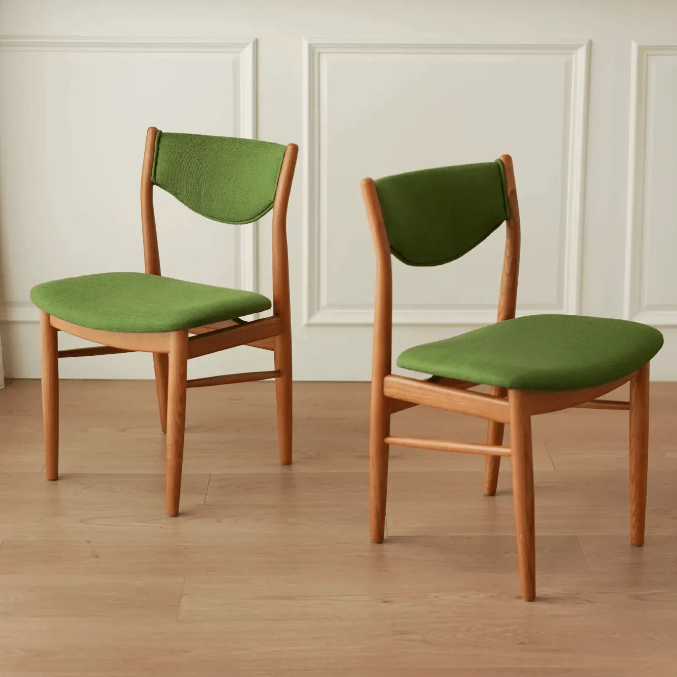 Mid-Century Vintage Dining Chair with Solid Ash Legs and Sculpted Upholstered Back