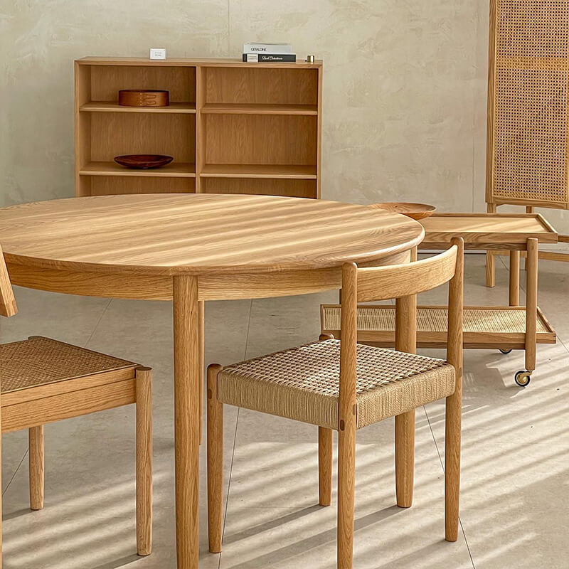 Minimalist Round Table with Comfortable Nesting Chairs