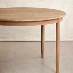 Minimalist Round Table with Comfortable Nesting Chairs