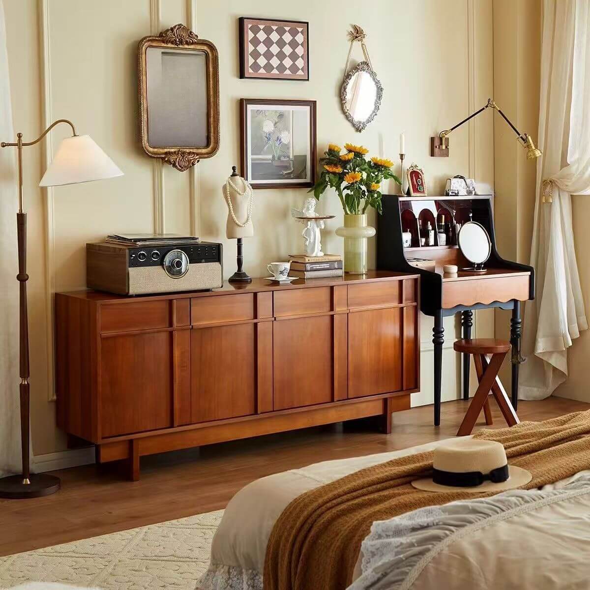 Modern Brown Wood Sideboard/Credenza - Multi-Size Options Main Product Image メイン画像