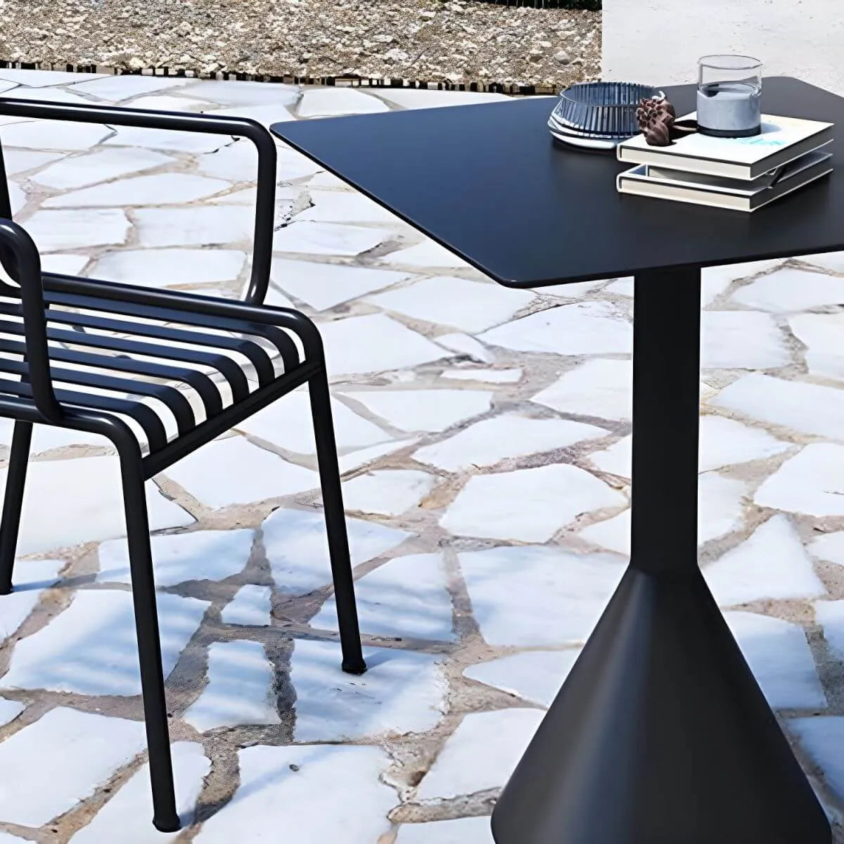 Modern Metal Outdoor Coffee Table – Square or Round Top