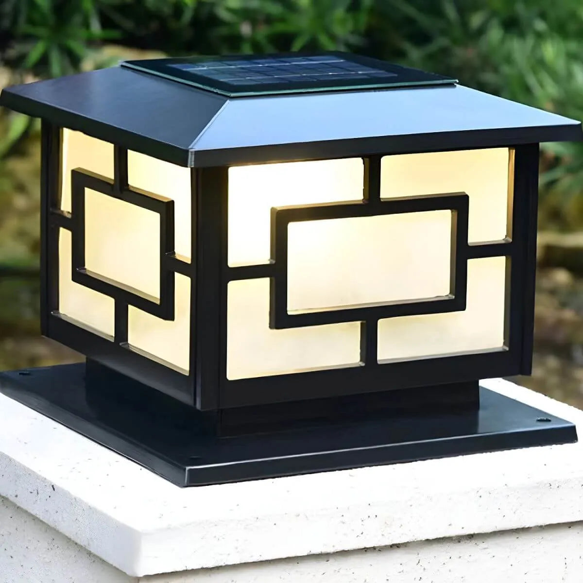 Modern Solar-Powered Plastic Cube Outdoor Table Lamp Imagen secundaria del producto