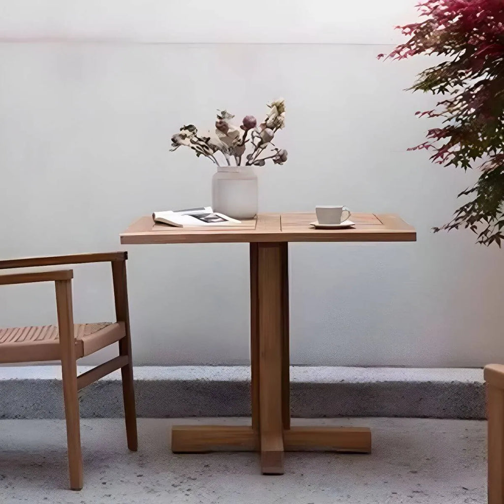 Modern Solid Wood Round Dining Table in Brown – Non-Extendable