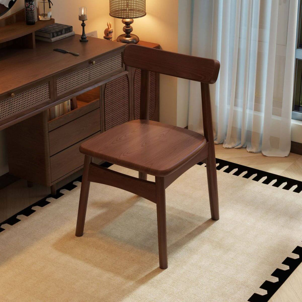 Modern Solid Wood Side Chair with Curved Back – Natural Walnut Finish