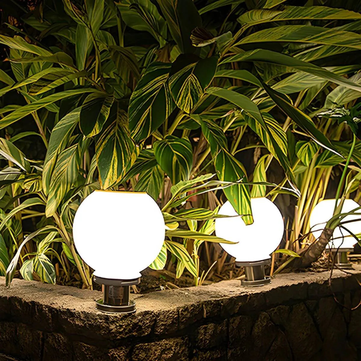 Nordic Metal Solar Outdoor Table Lamp – Round Glass Globe Light