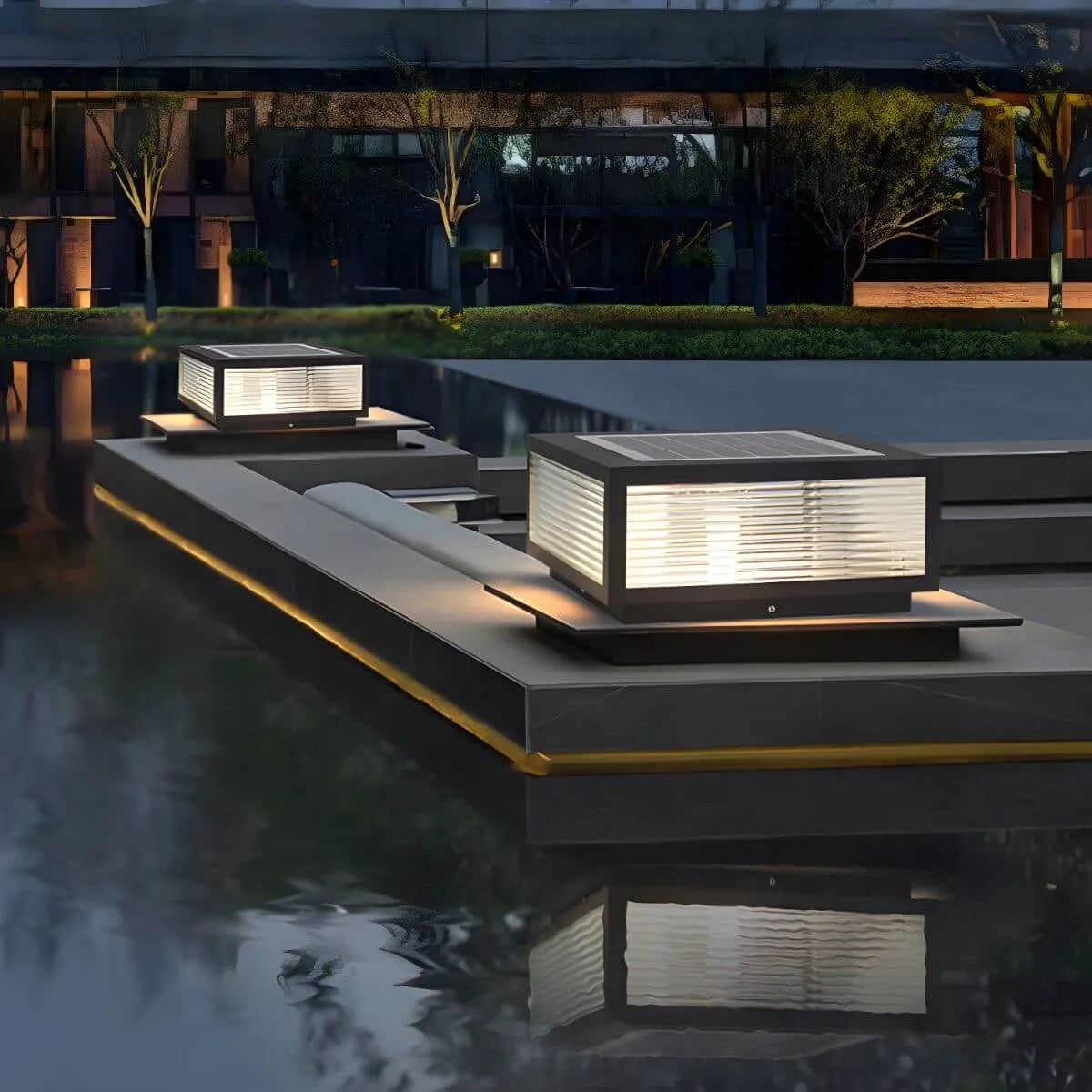 Nordic Square Solar Table Lamp – Black Metal Outdoor Lighting