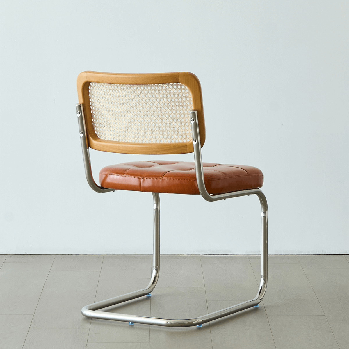 Oil Wax Leather Dining Chair with Ergonomic Curved Back