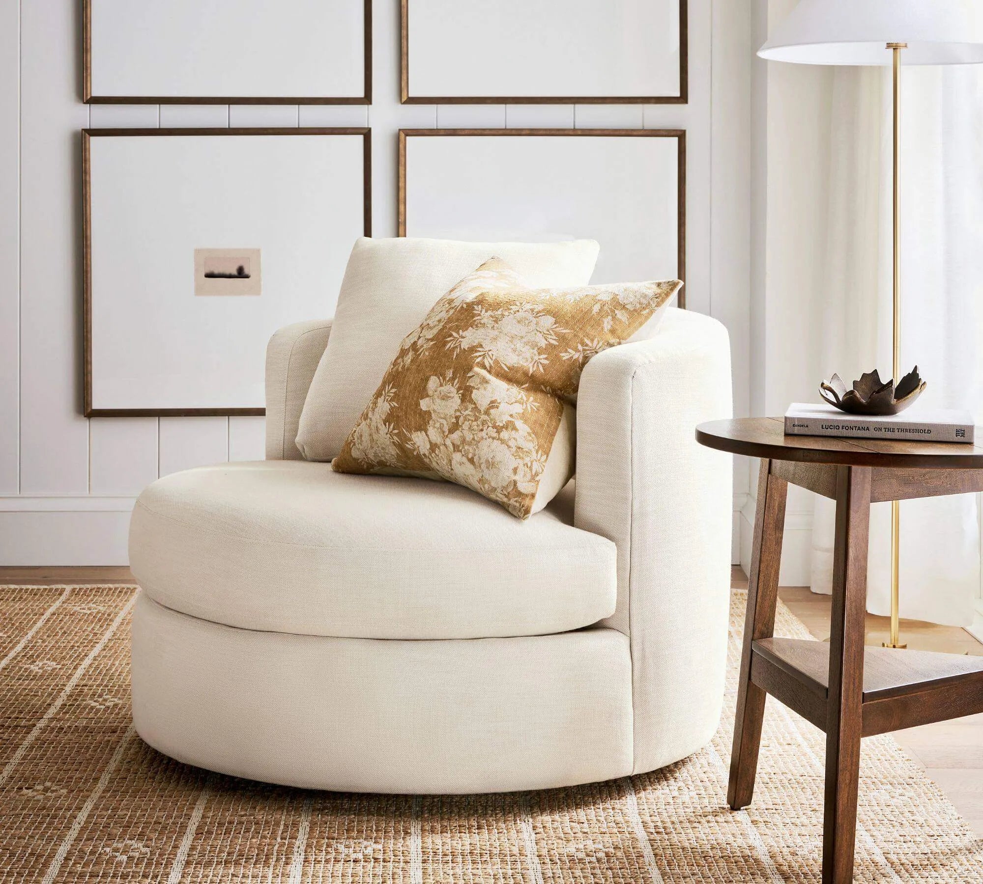 Oversized Circle Swivel Cuddle Chair in Textured Linen-Blend Fabric