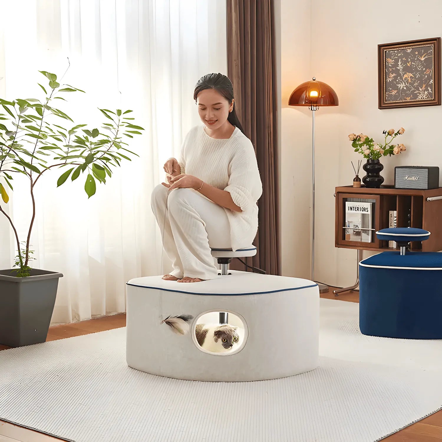 Pet Friendly Meditation Chair with Lift-Adjustable Velvet Cat Nook Ottoman