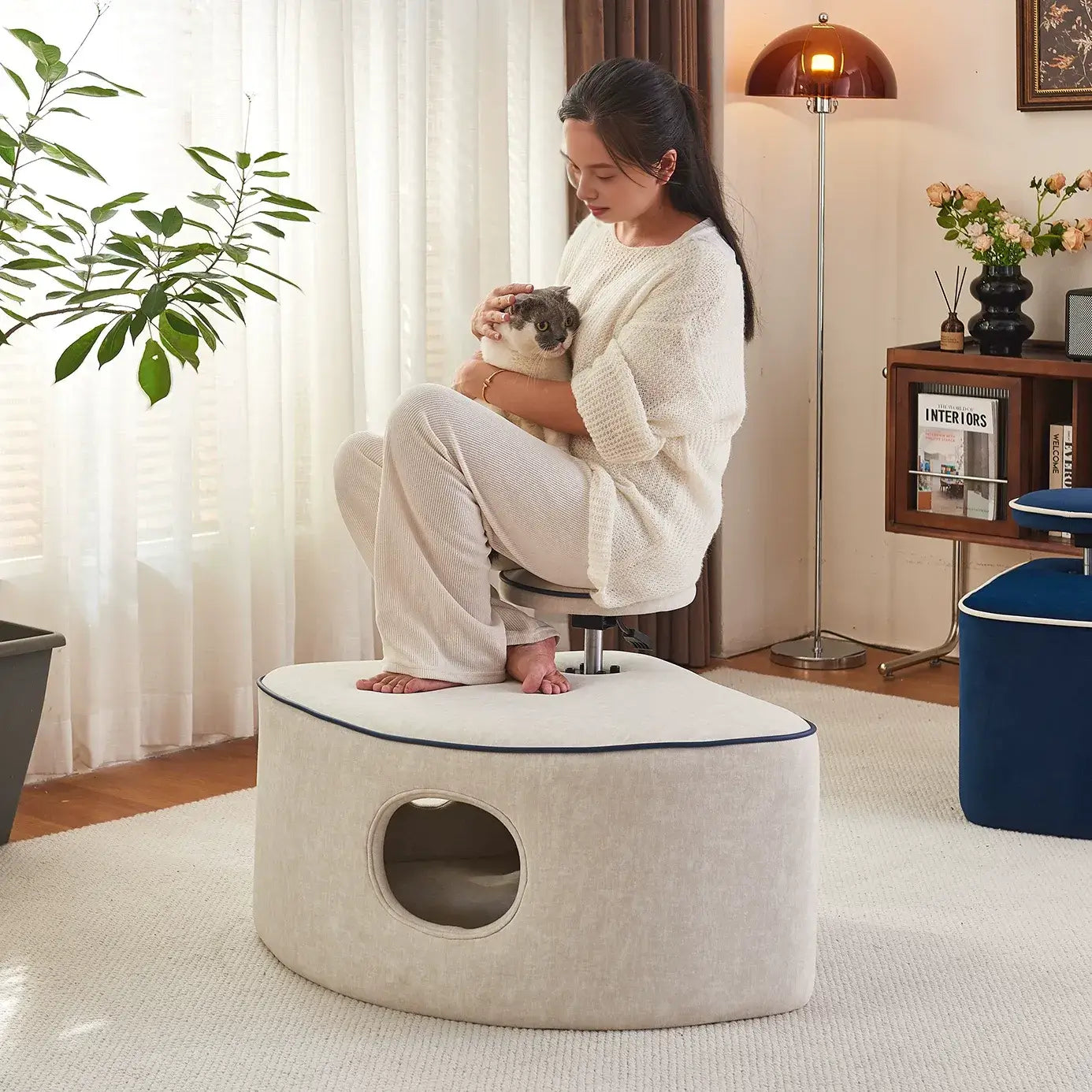 Pet Friendly Meditation Chair with Lift-Adjustable Velvet Cat Nook Ottoman