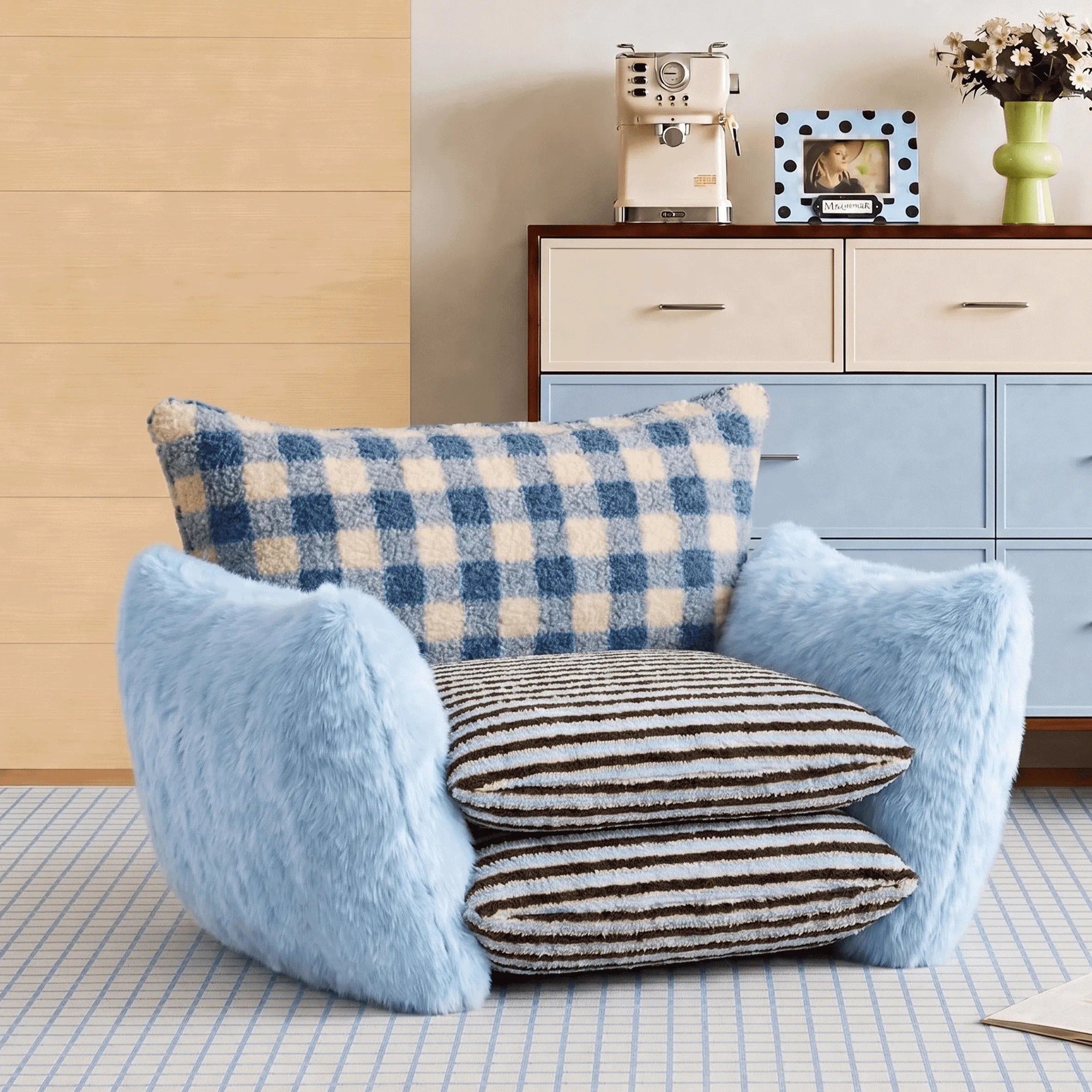 Plaid Chair Series With Cloud Sherpa Texture and Lounge Back Comfort Main Product Image Image principale du produit