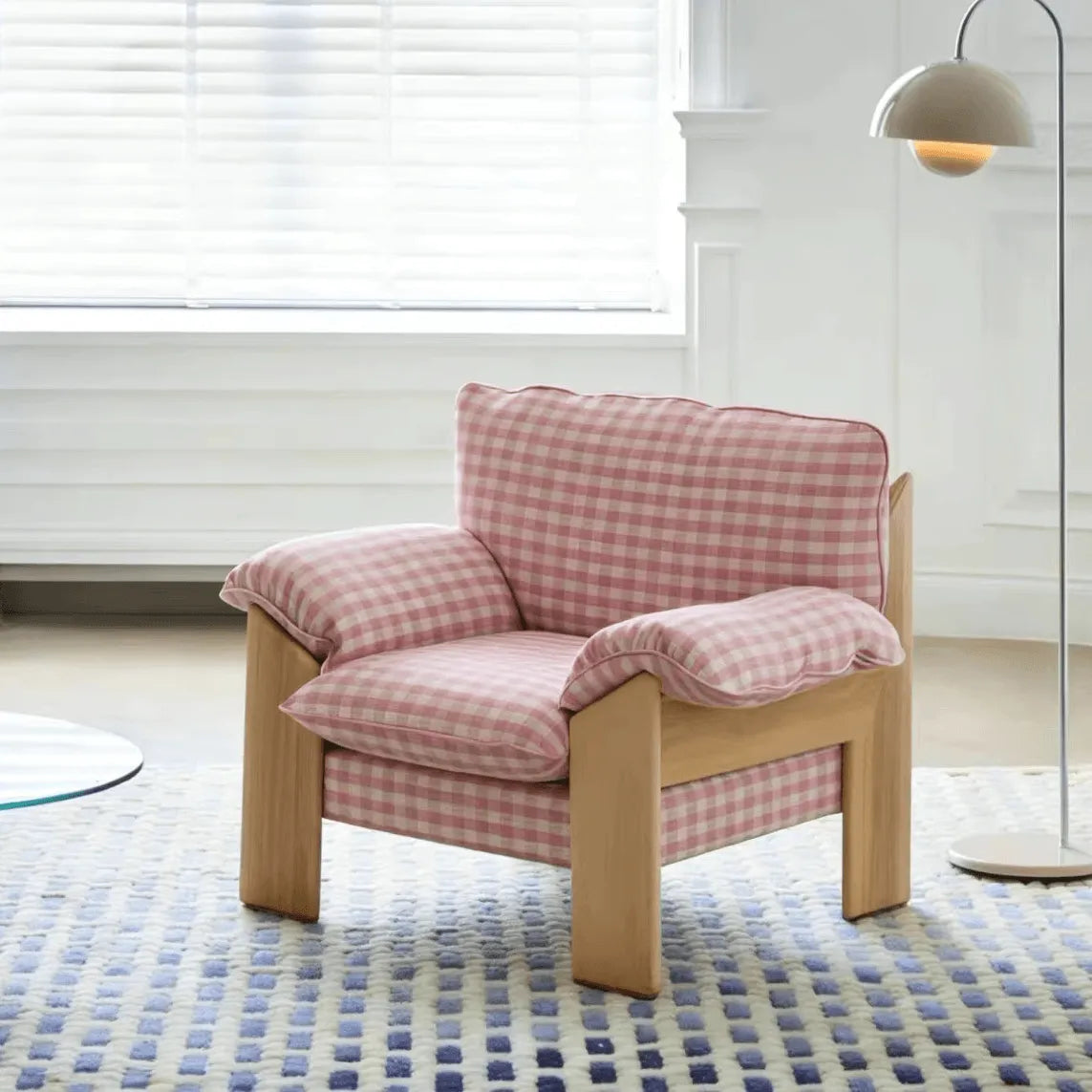 Plaid Linen Lounge Chair With Exposed Wood Frame and Cozy Wraparound Seat Image secondaire du produit