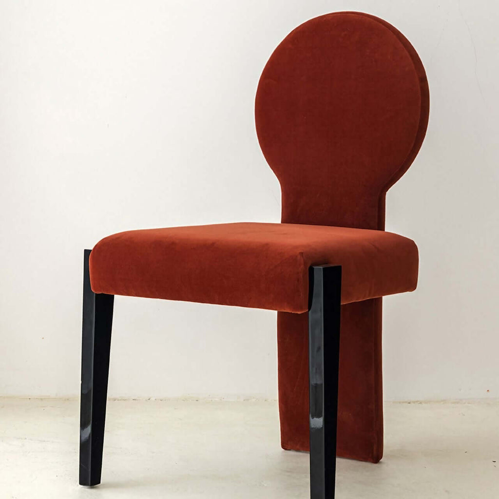 Red velvet makeup chair with backrest and creative single chair design