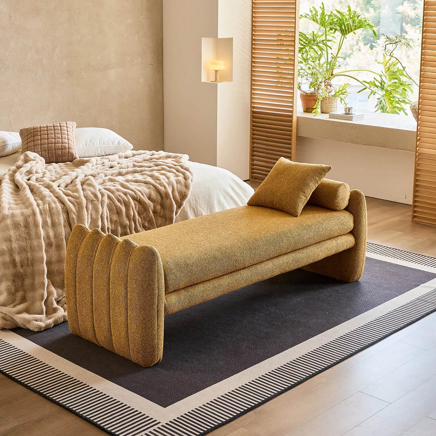 Scalloped Fabric Bedroom Bench with Solid Wood Frame and High-Density Cushioning