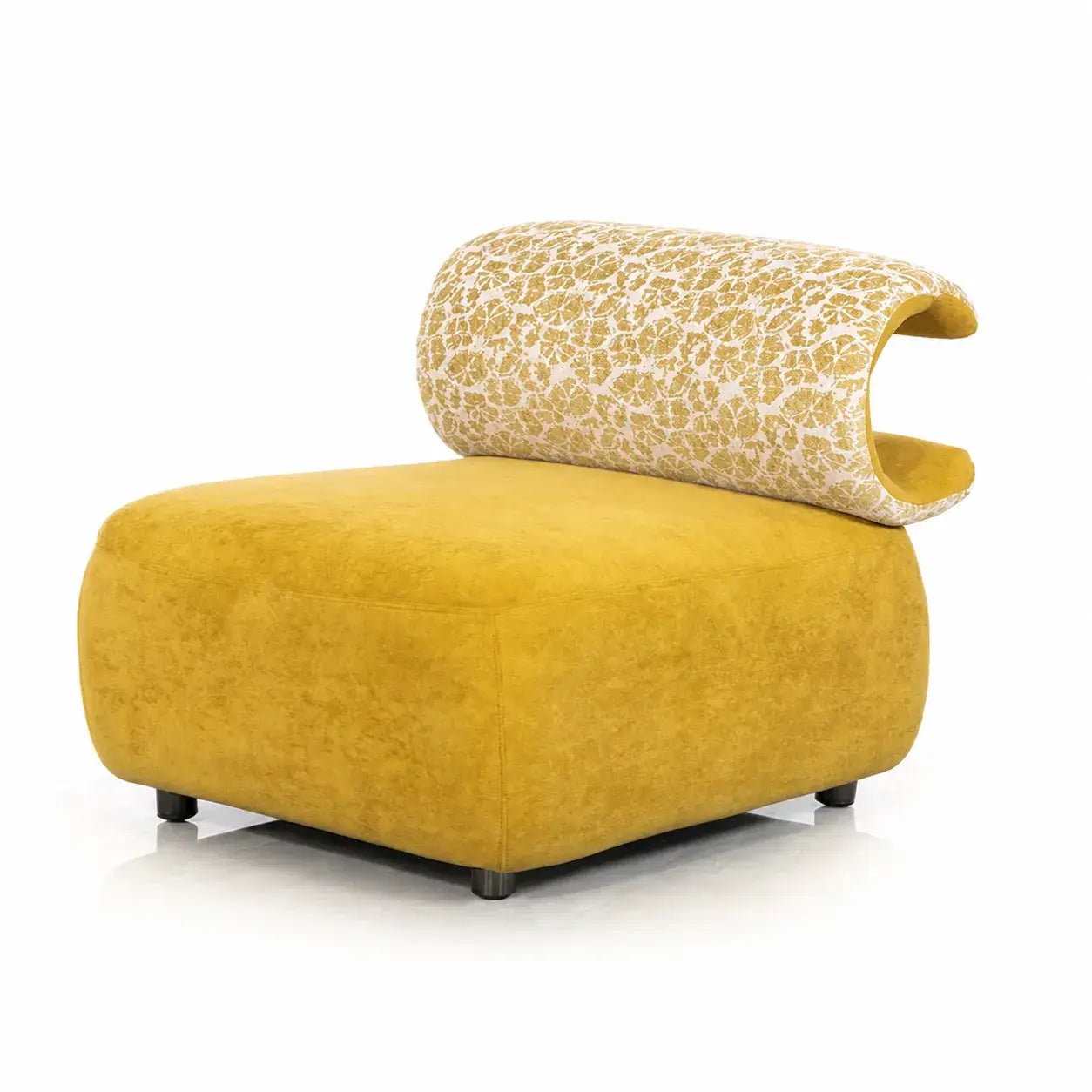 Sculptural Multifunctional Pet-Friendly Accent Chair with Arched Cat Nook