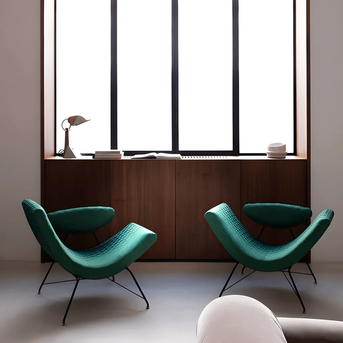 Sculptural Reversível Boucle Armchair with Floating Cushion Frame