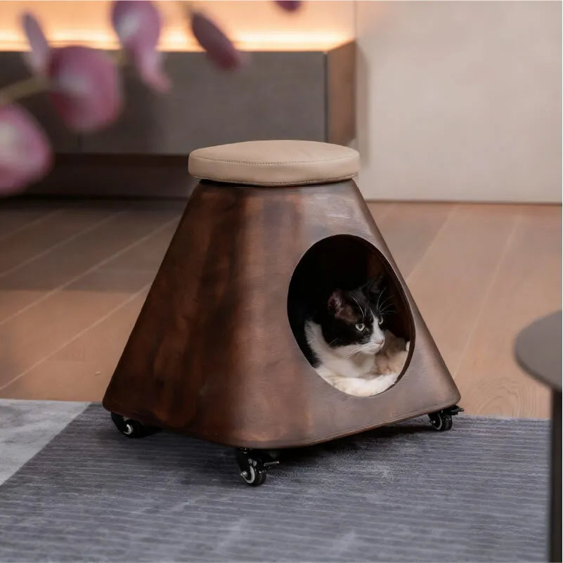Sculptural Rolling Cat Cube Bed With Padded Top And Cozy Hideaway Main Product Image メイン画像
