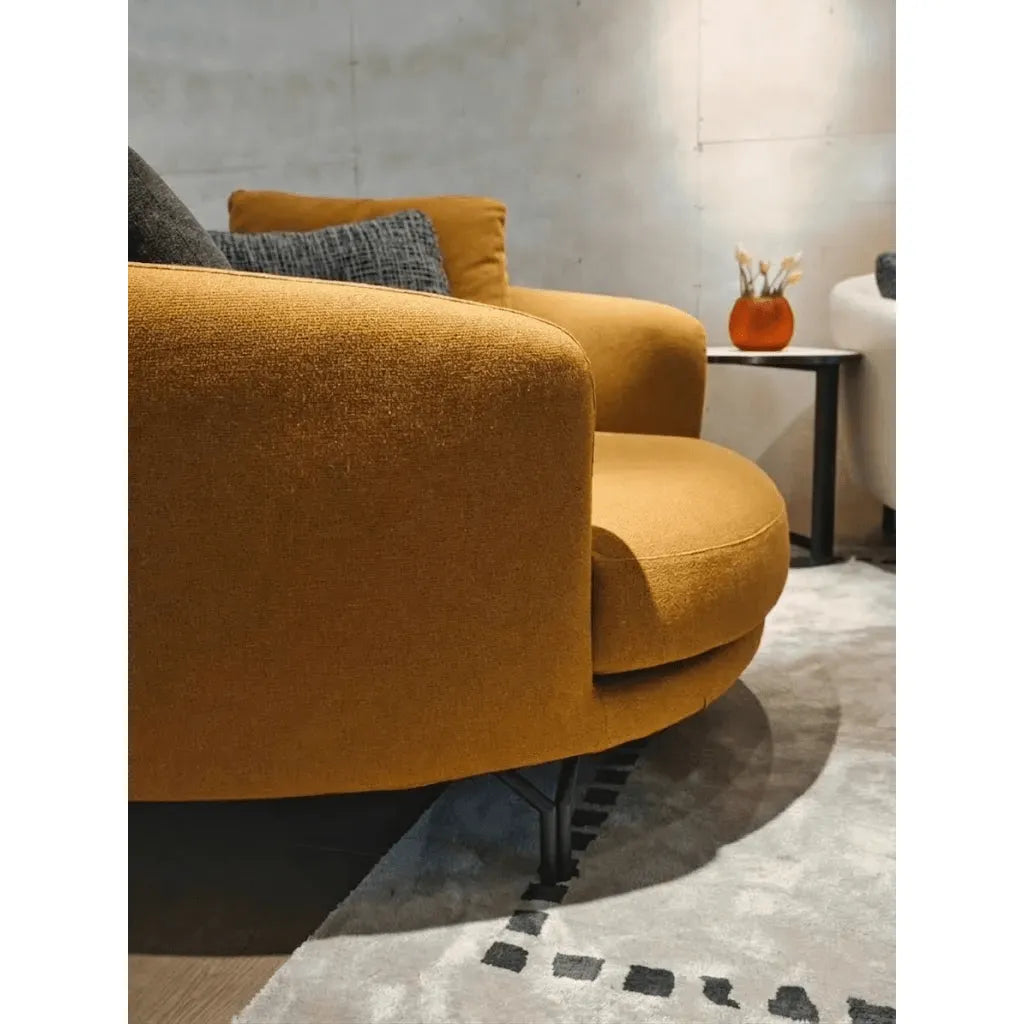 Sculptural Round Sofa in Cotton Linen with Larch Wood Frame
