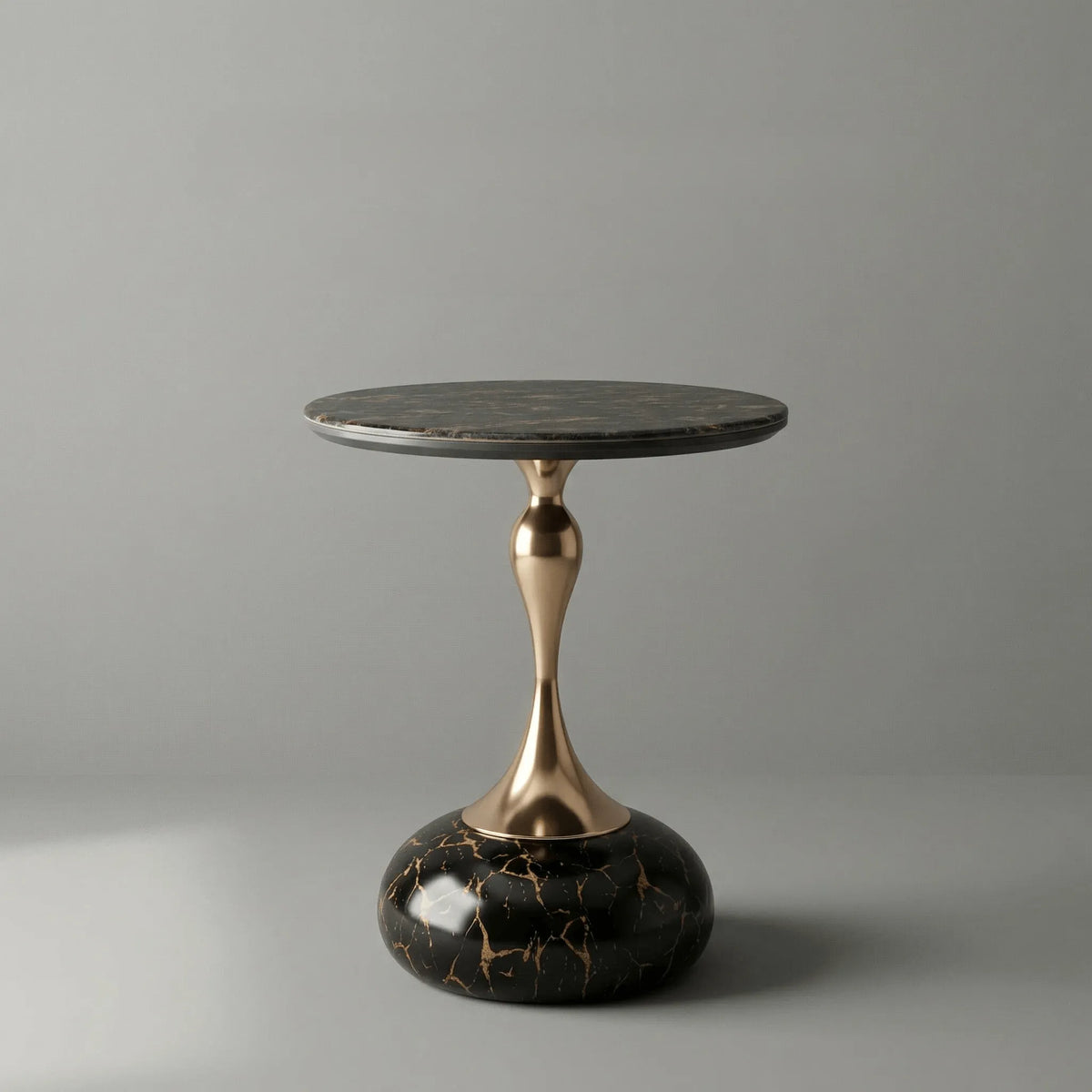 Sculptural Sintered Stone Side Table with Gold Accent and Round Pedestal Main Product Image Imagen principal del producto