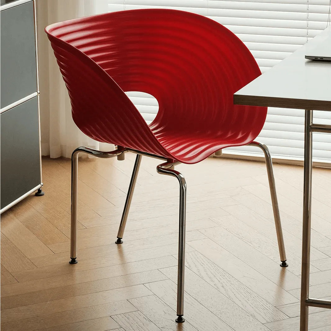 Sculptural Tom Vac Chair With Ribbed Curves and Ergonomic Metal Base Secondary image