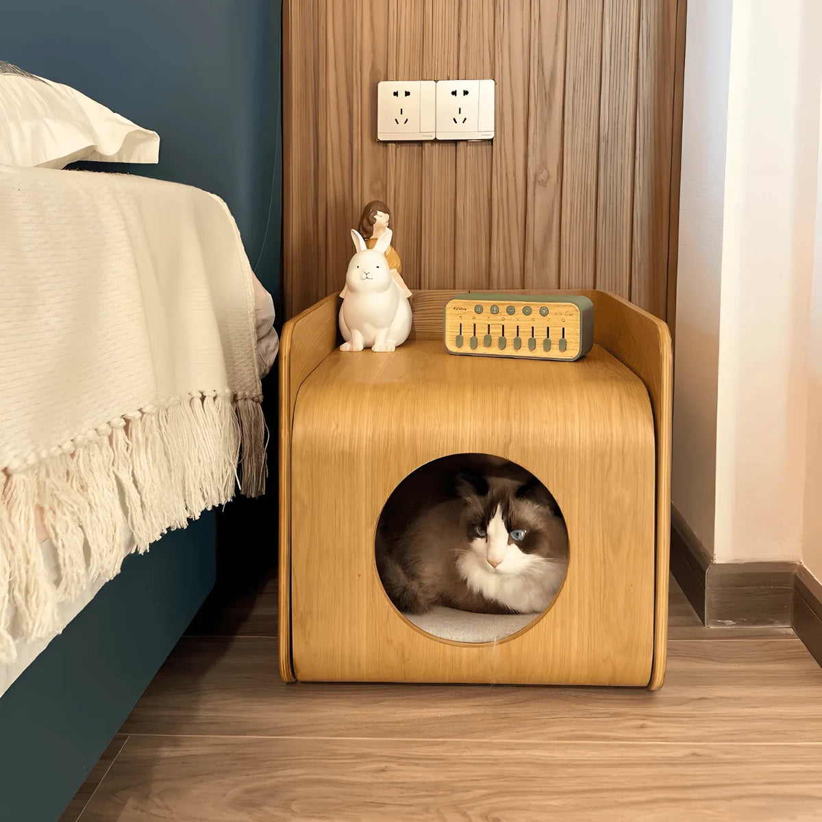 Sculptural Walnut Pet-Friendly Stool Side Table Nightstand With Rounded Tiers