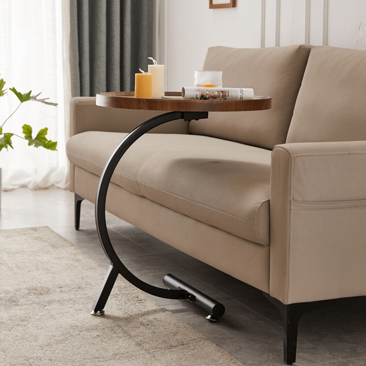 Simple Sofa Side Table With Iron Frame And Shelf