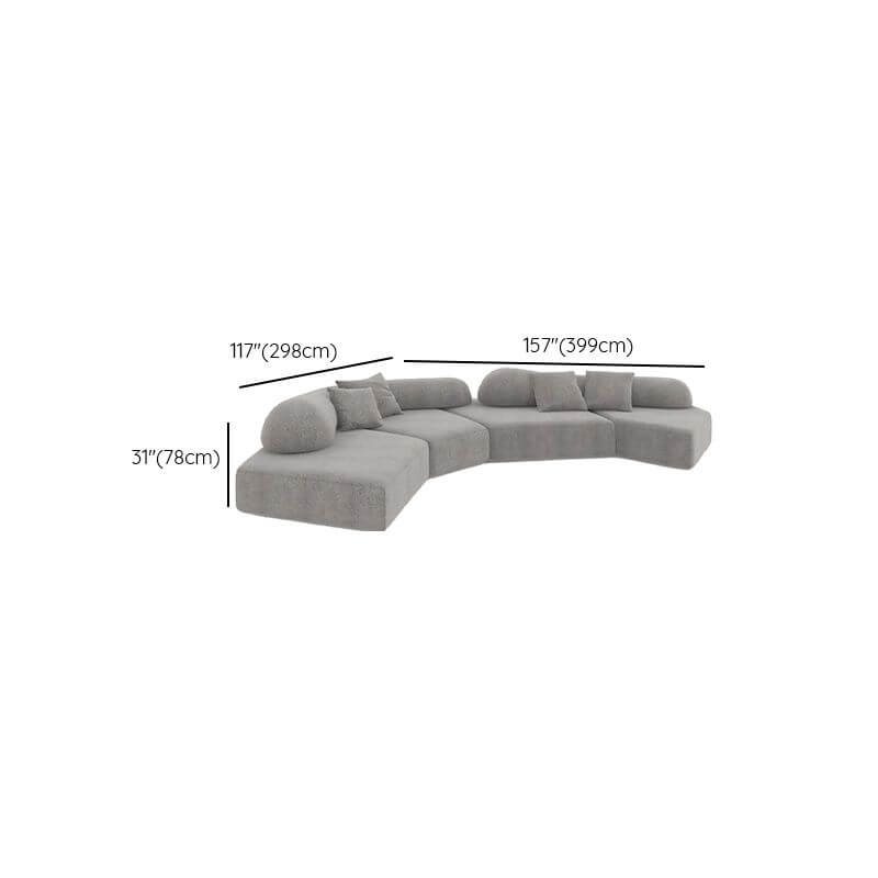 Comfortable Sectional Sofa in Living Room