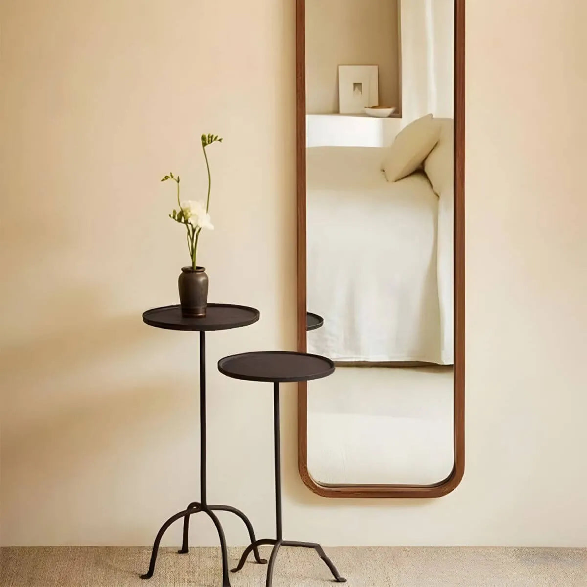 Traditional Black Metal Tray Top End Table with Four-Leg Base