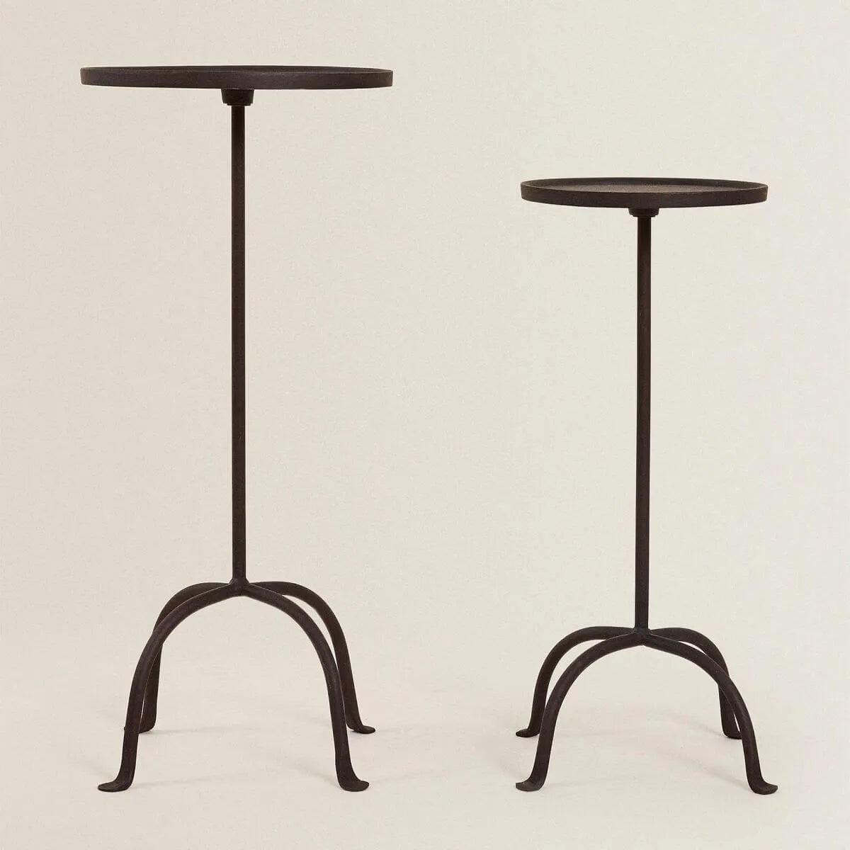 Traditional Black Metal Tray Top End Table with Four-Leg Base