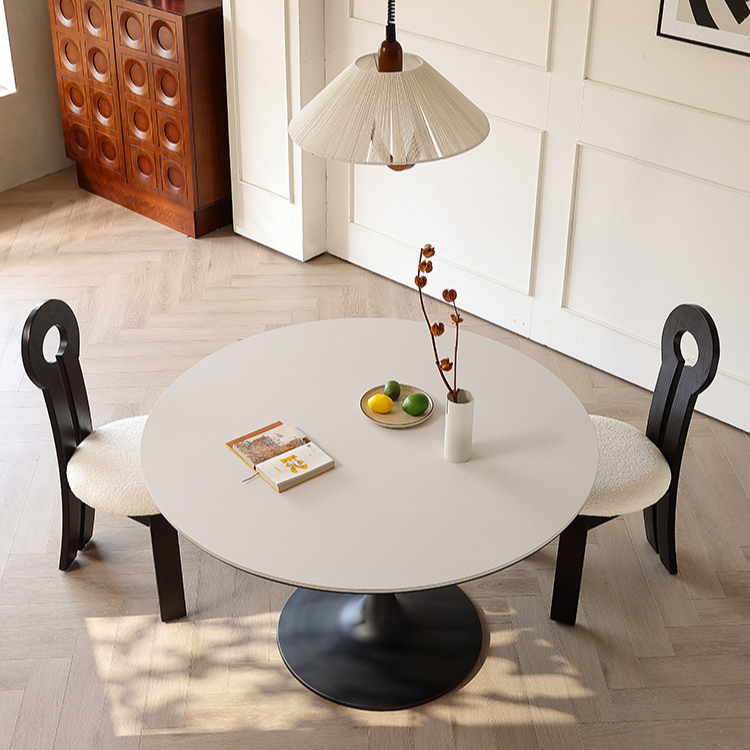 Tulip-Shaped Round Dining Table with Matte Sintered Stone Top Secondary image