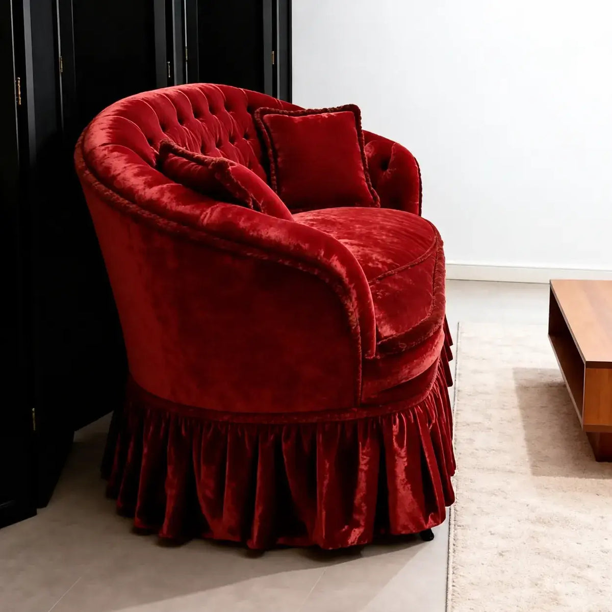 Velvet Tufted Ruffle Skirt Sofa with Curved Back for Dramatic Living Spaces