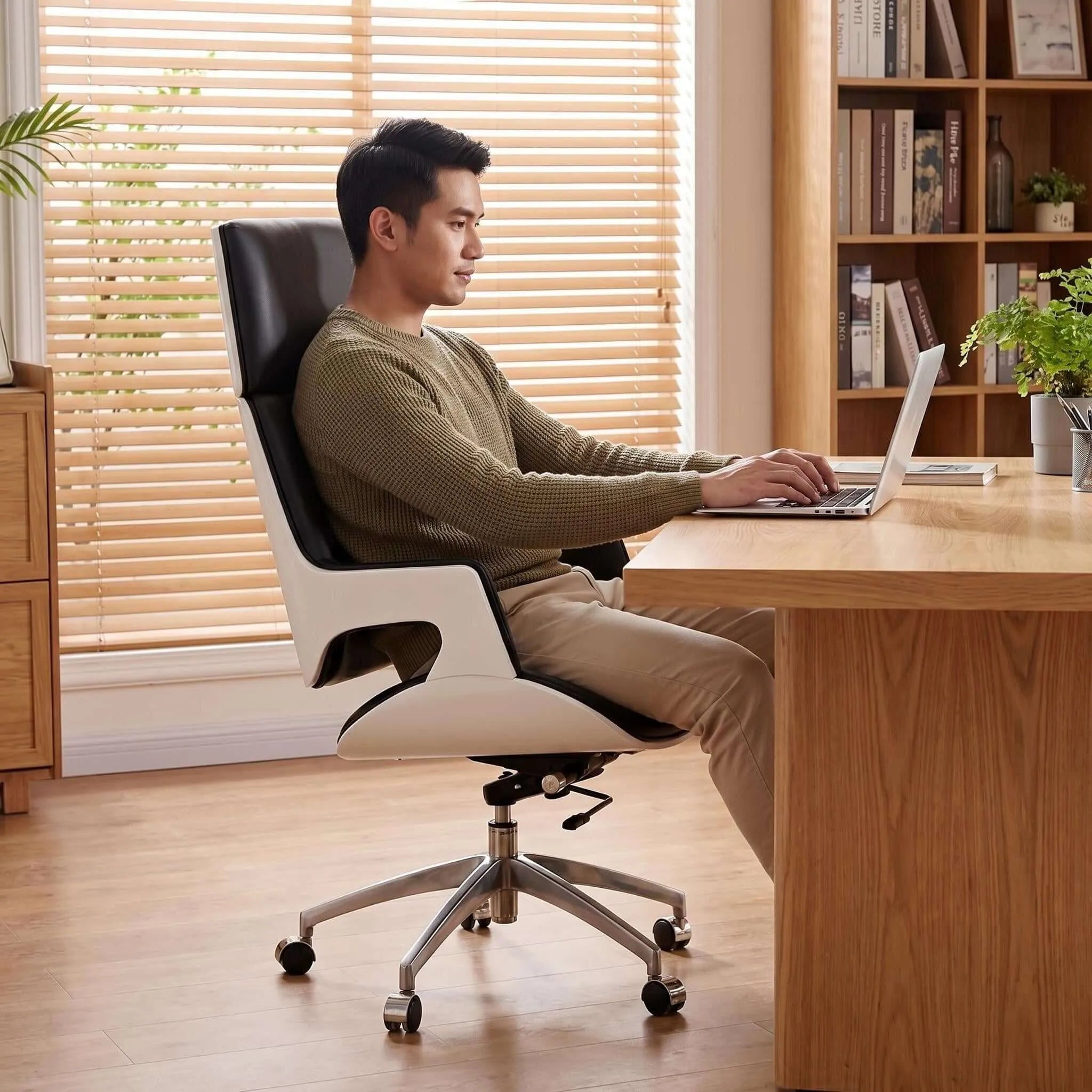 Vero High-Back Leather Executive Office Chair