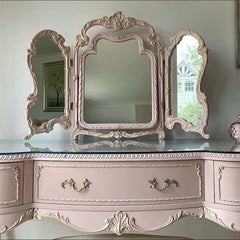 Vintage Carved Vanity With 3-Part Mirror In Soft Pink