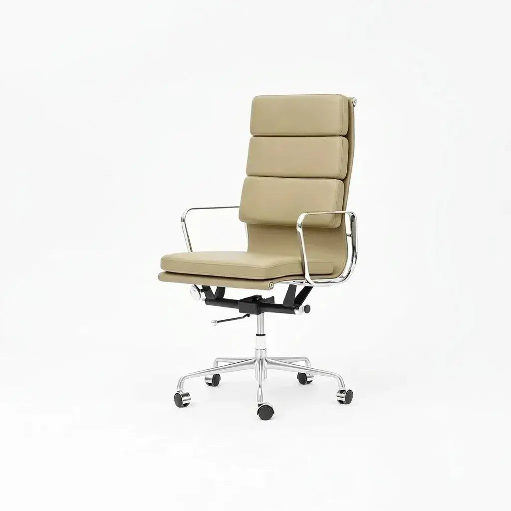 Vintage Executive Office Chair in Matte Leather and Aluminum