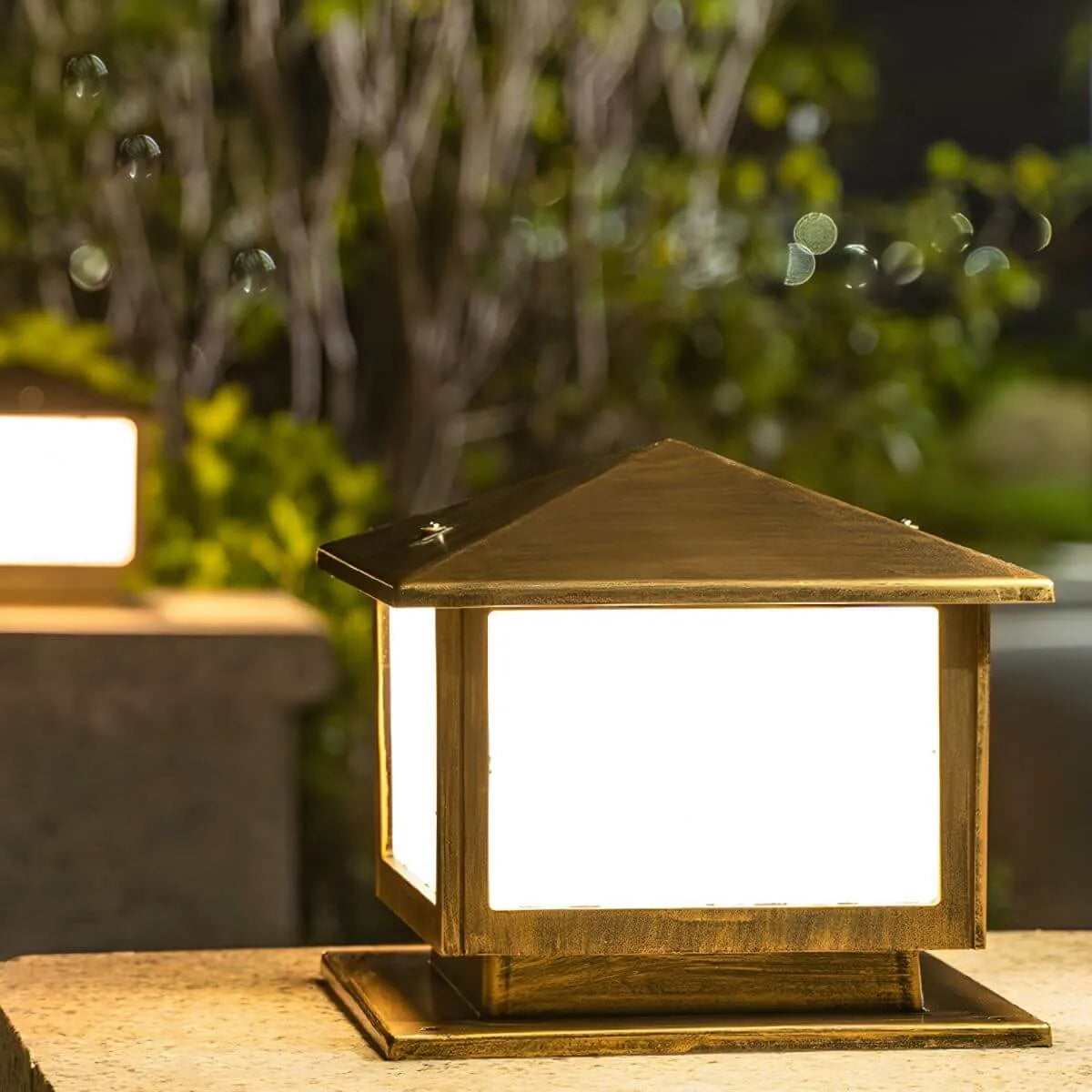 Vintage Metal Solar Post Light with Frosted Acrylic Shade