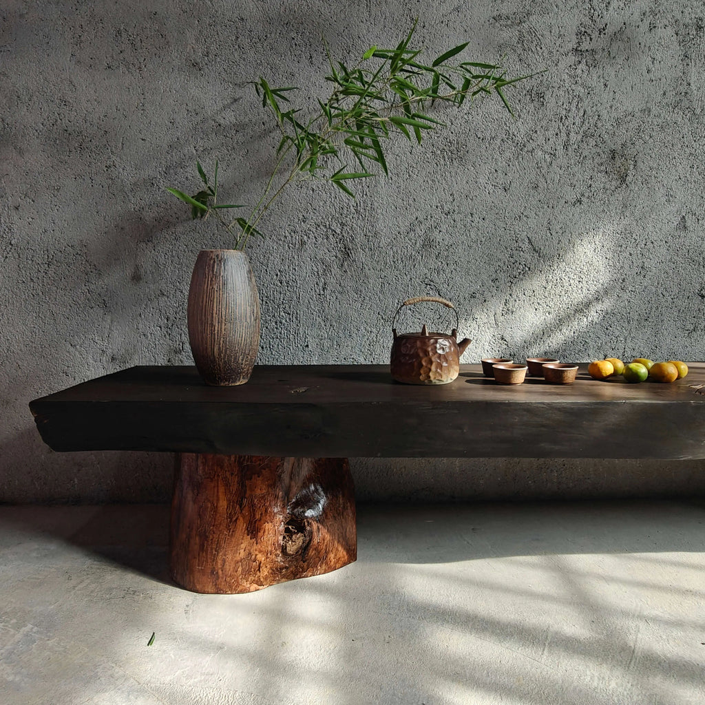 Wabi-Sabi Solid Wood Entryway Bench with Natural Bark Edges