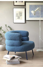 White/Blue chair in boucle sherpa with Nordic wool accents