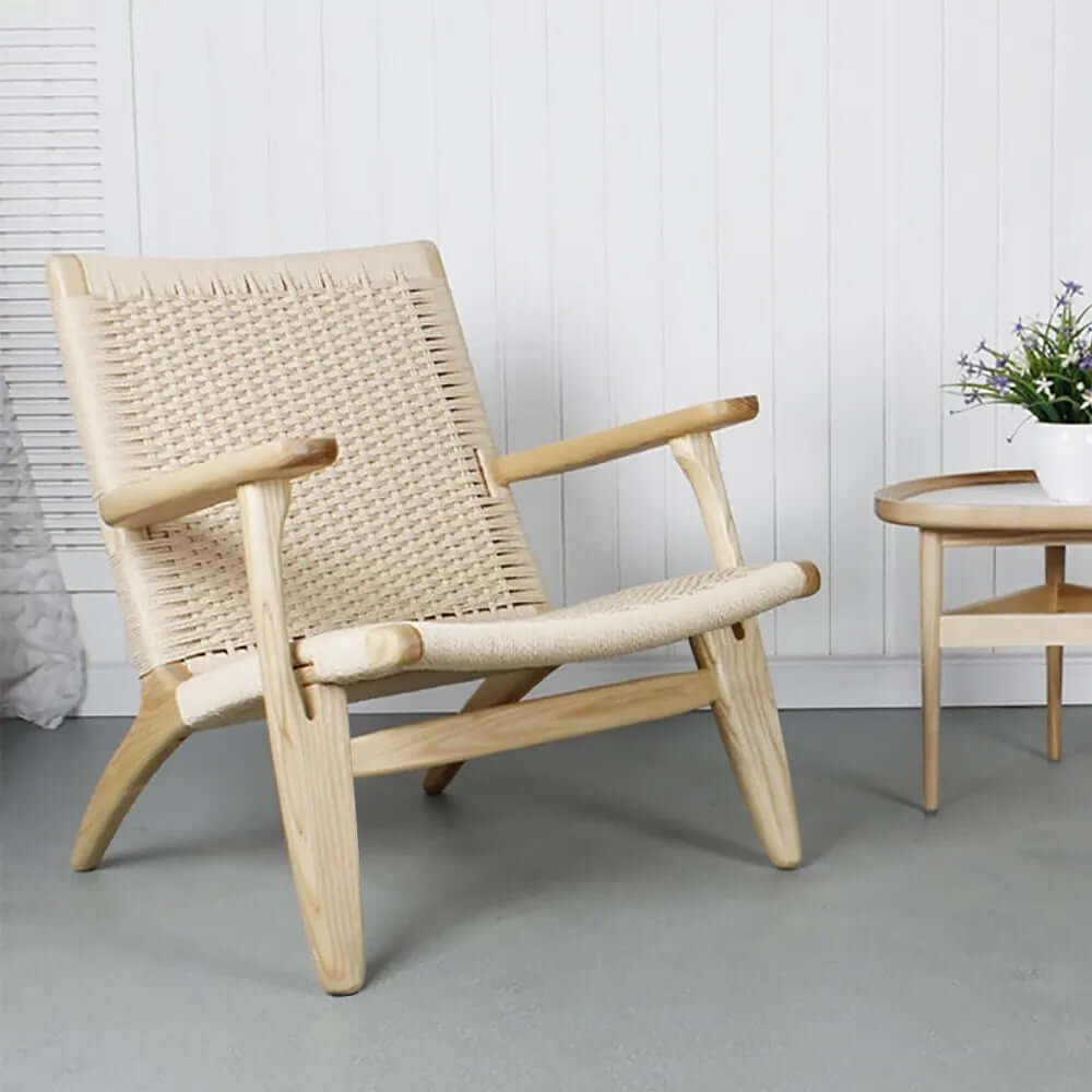 105 degrees solid wood lounge chair with kraft paper rope woven back and seat メイン画像