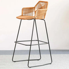 PE Rattan Bar Stool with Geomeric Back Counter Stools with Footrest for Modern Kitchen or Bar Design